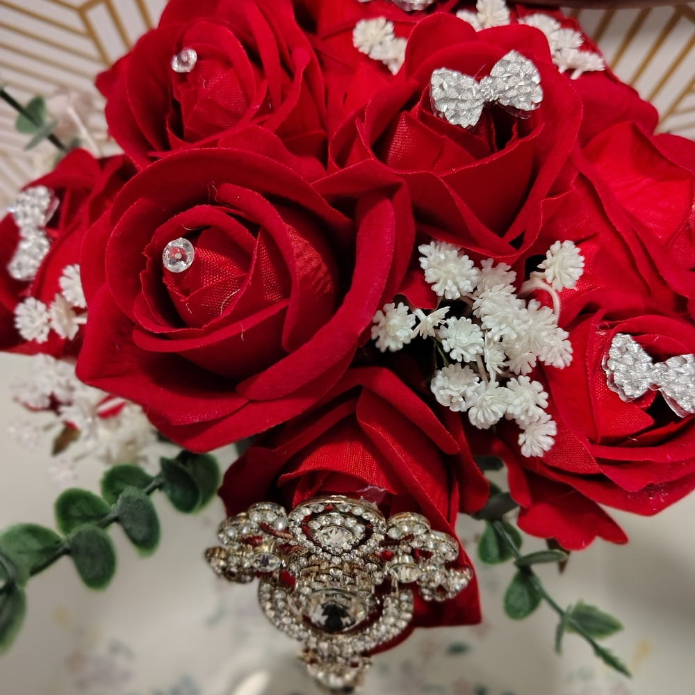 Elegant Red Rose Artificial Flower Bouquet